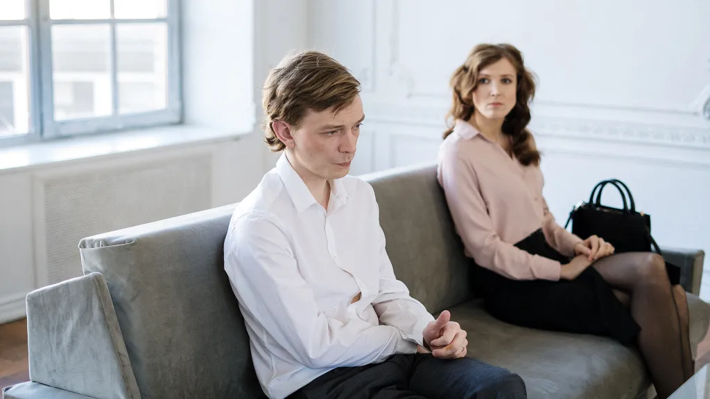 Долги у судебных приставов: как сохранить хотя бы прожиточный минимум?