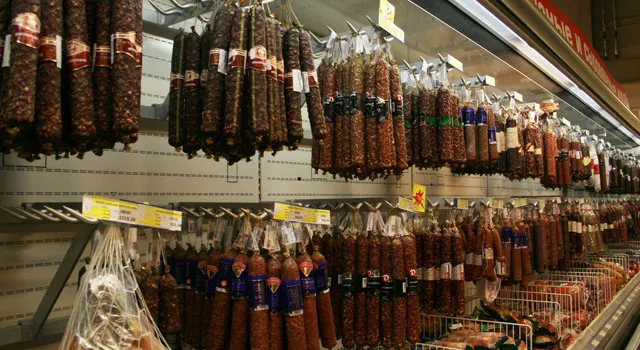 Жириновский предложил национализировать торговые сети