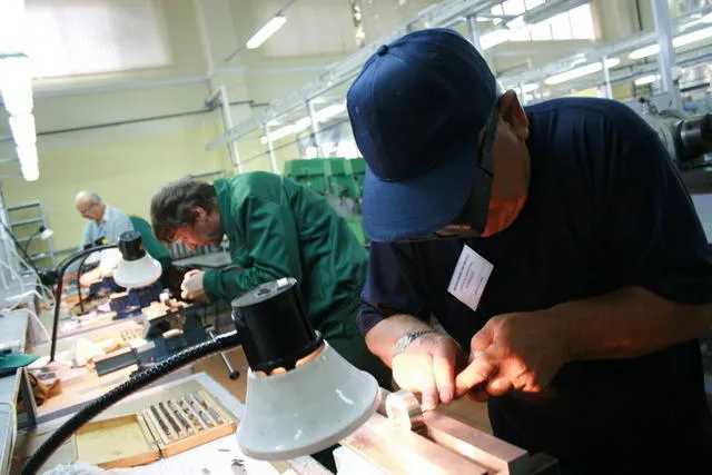 Минтруд разработал новые типовые нормы выдачи СИЗ работникам вредных и опасных производств 