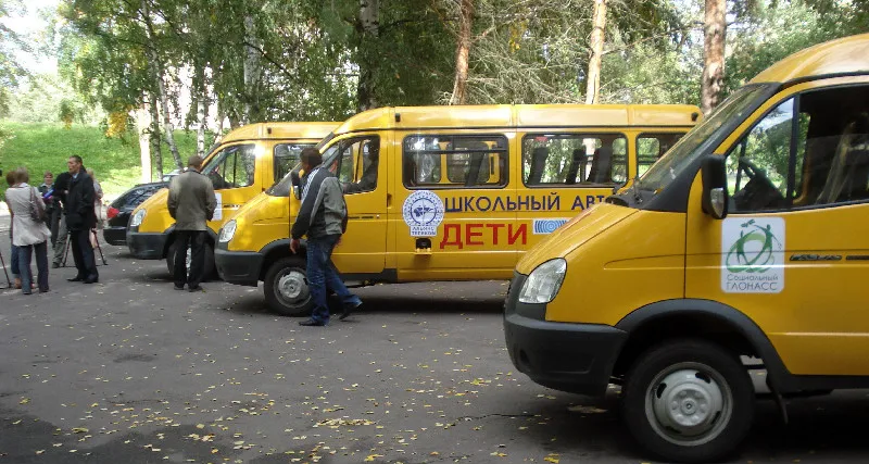 В Томской области перевернулся микроавтобус с детьми 