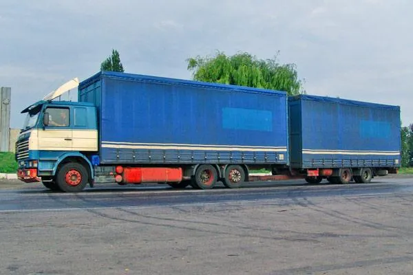 Грузовые автофуры могут обложить сбором