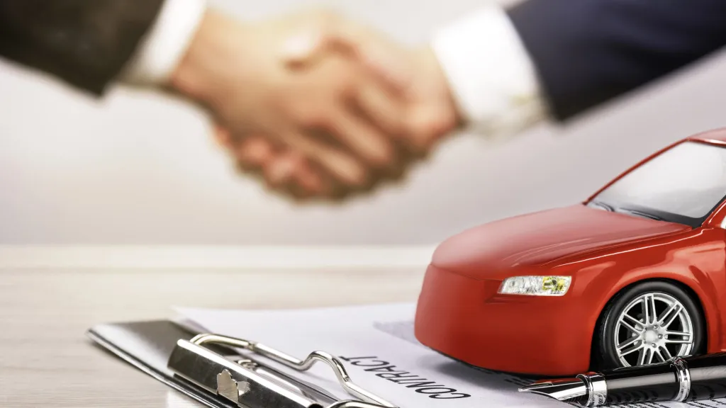 Как выкуп лизингового авто учредителем создает налоговые риски для организации и для самого учредителя