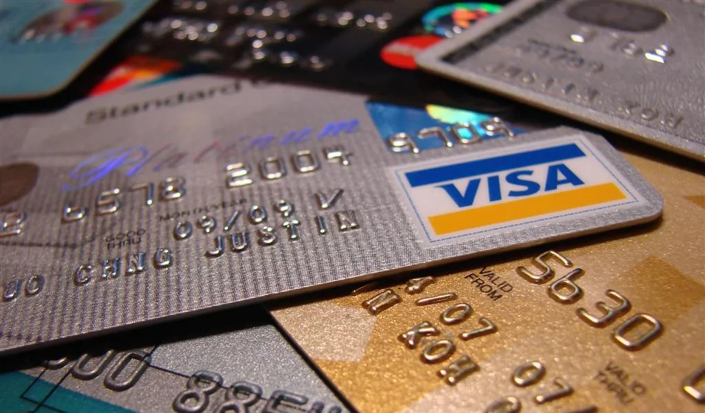 Как выбрать кредитку подешевле?