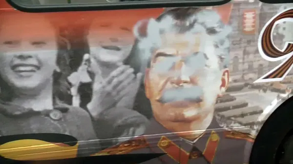 Алексей Рерих, один из инициаторов акции с автобусом, передвигающимся с портретом Сталина на борту