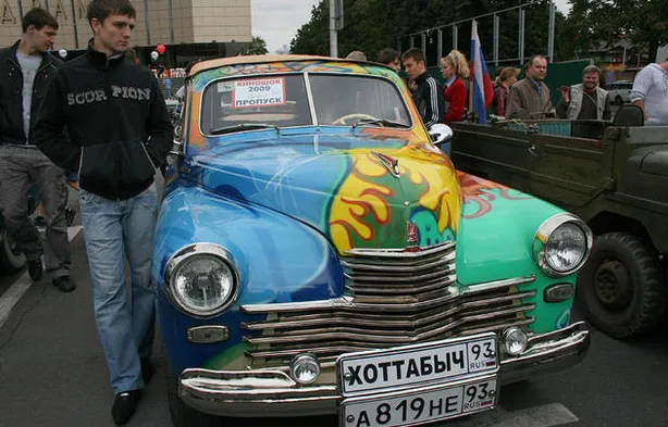 Автомобиль старика Хоттабыча. Фото Бориса Мальцева, ИА "Клерк.Ру"