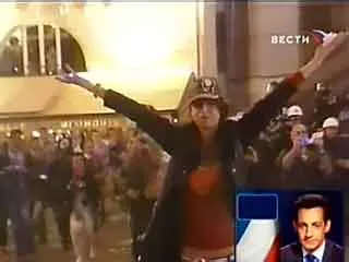 Противники Саркози устроили беспорядки