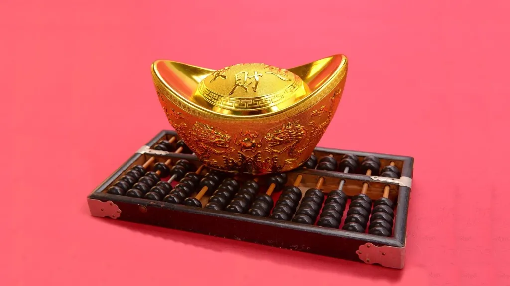 ВЭД в эпоху санкций: стоит ли переводить действующие контракты на китайские юани