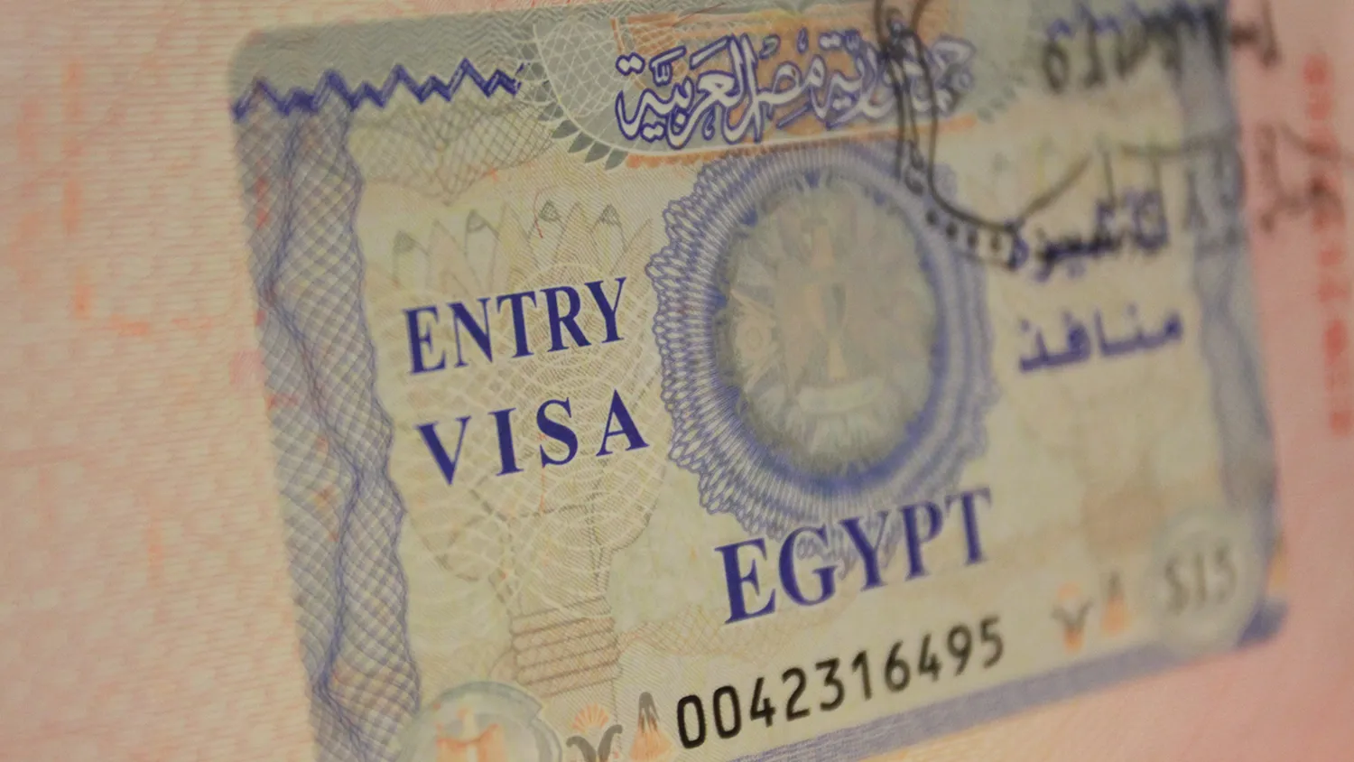 Египет временно отменил визовый сбор для туристов из РФ