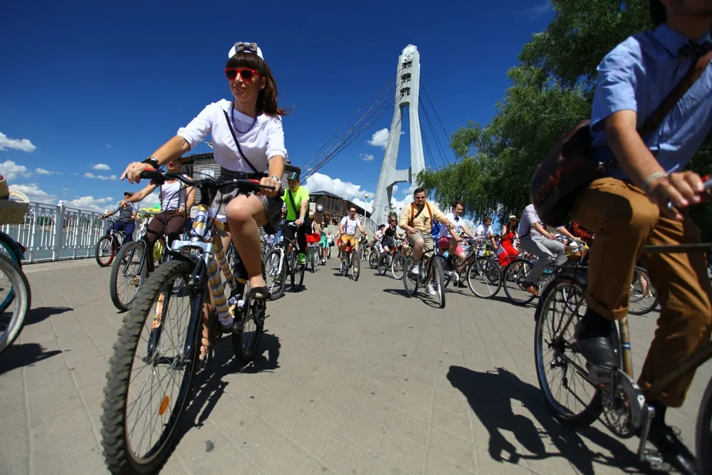 Велосипедистов хотят приравнять к митингующим