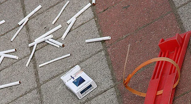 Минздравсоцразвития намерено запретить курение в общественных местах 