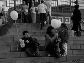 Медведев предложил установить минимальный размер алиментов