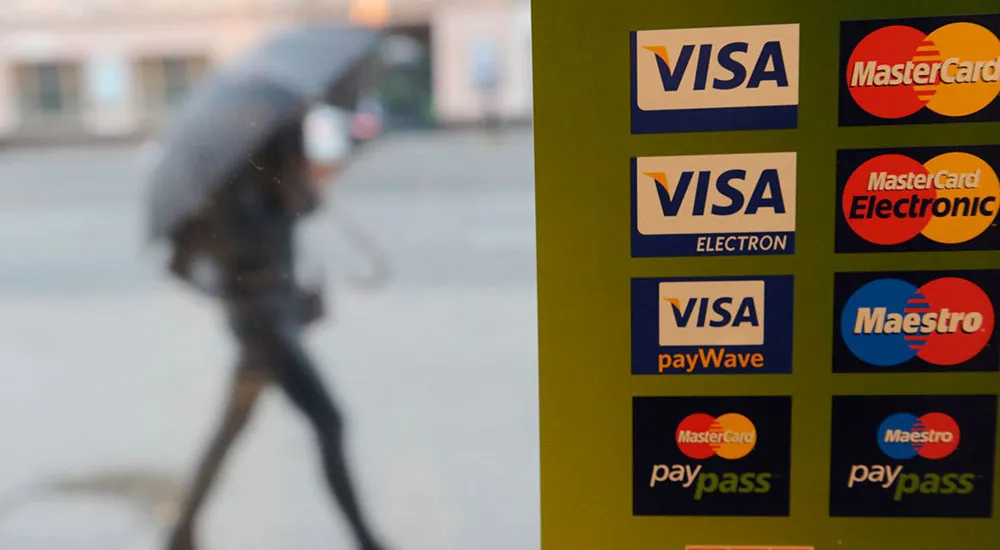 Что делать, если Visa и Mastercard отключают, а вы за границей: инструкция