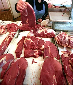 Запрет на ввоз польского мяса в РФ остаётся в силе