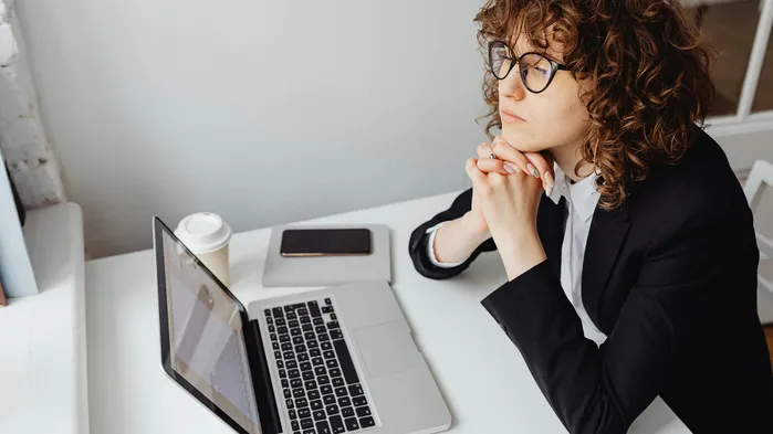 Обязанности ИП без сотрудников и самозанятых по персональным данным: разъяснения Роскомнадзора 2025