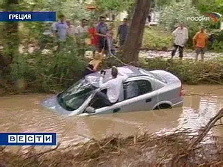 Грецию заливают дожди