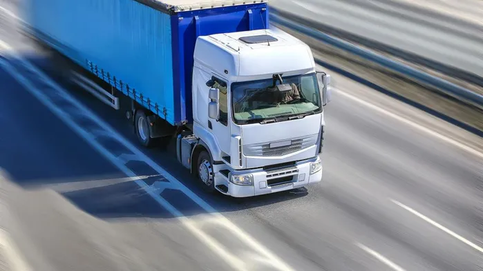 Перевозка грузов автомобильным транспортом: что важно знать⁠⁠