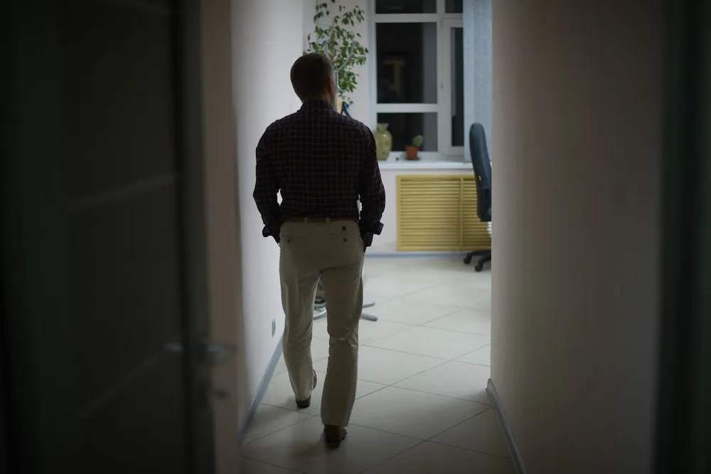 Стучать или не стучать: стоит ли жаловаться на работодателя