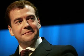 Дмитрий Медведев стал преемником. Его кандидатуру поддержал Владимир Путин