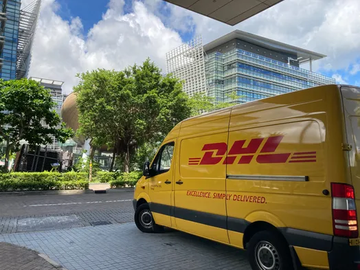 DHL с сентября прекратит доставлять грузы и документы внутри России