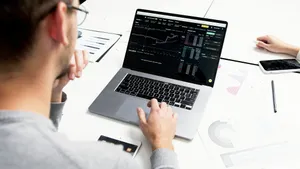 Как выбрать криптобиржу: чек-лист для начинающих и опытных пользователей