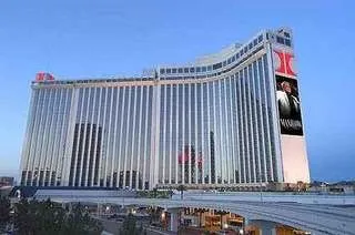 Сеть отелей Hilton продана