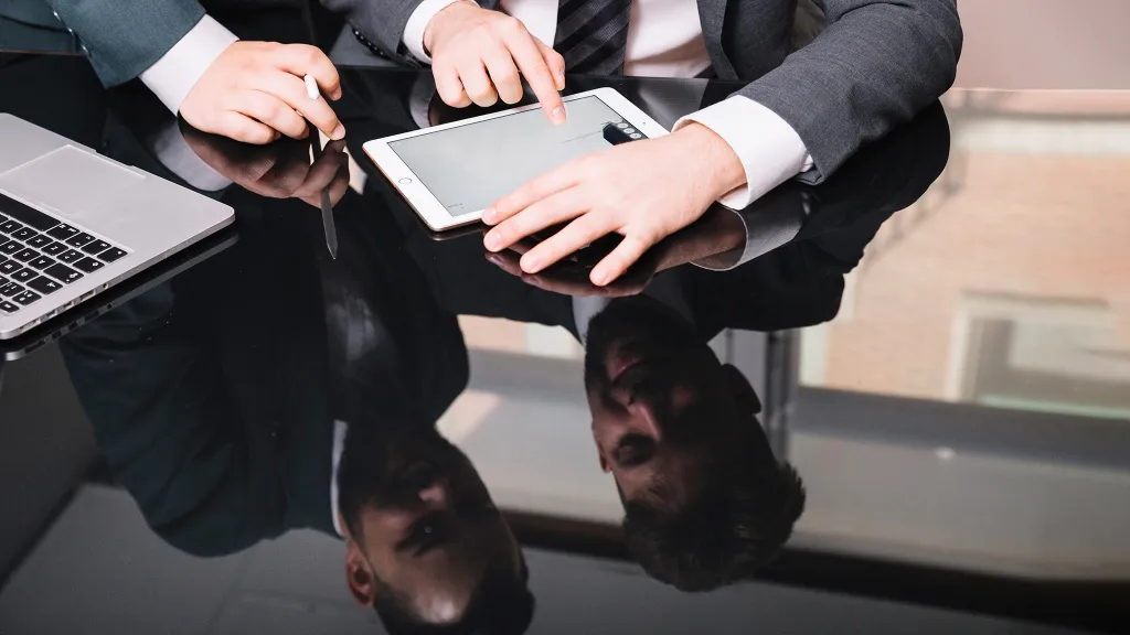 Как составить сообщение о реорганизации в Вестнике государственной регистрации (в форме преобразования)