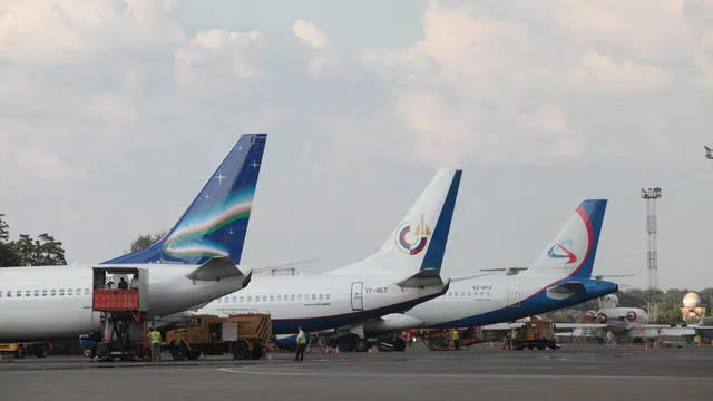 Росавиация назвала авиакомпании, лидирующие по задержкам авиарейсов 