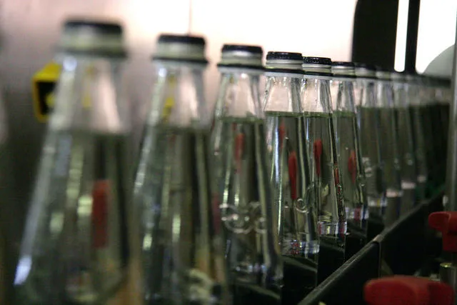 ФНС РФ уточняет порядок реализации спирта производителям алкоголя
