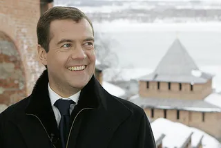 Медведев подпишет указ об ограничении проверок малого бизнеса