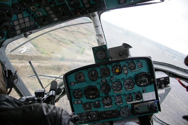 В Красноярском крае совершил вынужденную посадку вертолет Ми-8