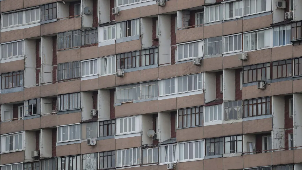 Можно торговать жильем, будучи ИП на УСН