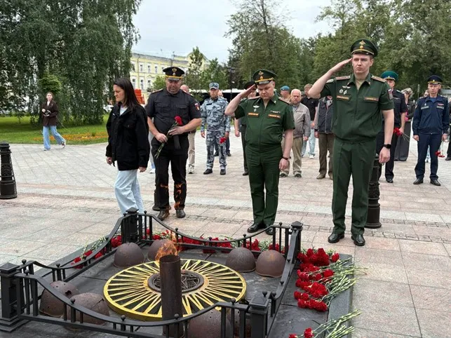 В День памяти и скорби военные прокуроры в Ярославле 
почтили павших в Великой Отечественной войне 1941–1945 годов
