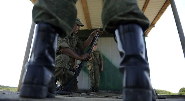 Владимир Путин отдал приказ свернуть военные учения 