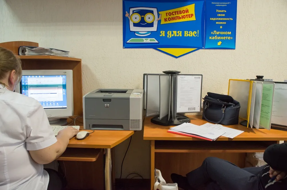 Перевыставление счета-фактуры агентом: какую дату указывать