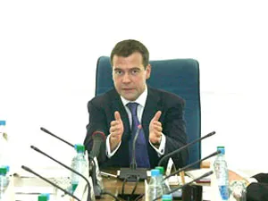 Медведев хочет повысить ответственность судей