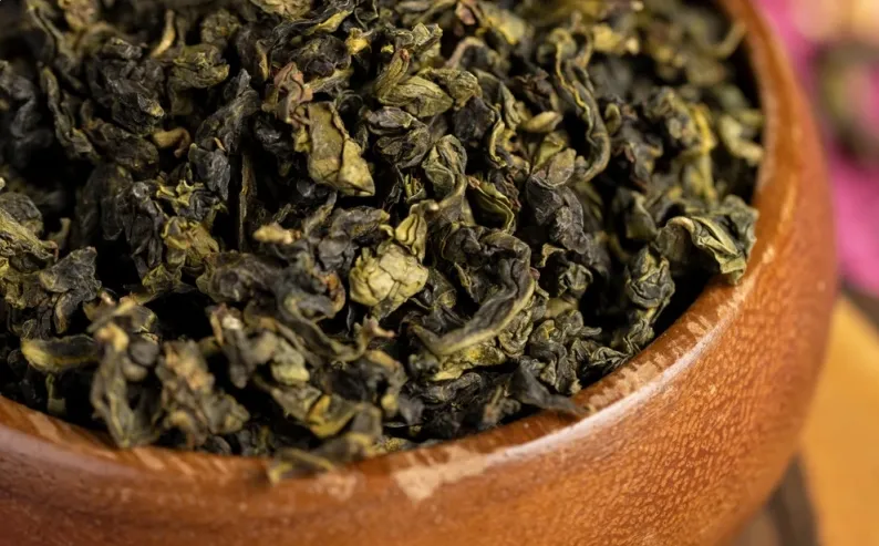 Как 200-летний гербарий поможет спасти чай: исследование