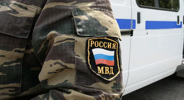 В подмосковном Серпухове взорвали две полицейские машины