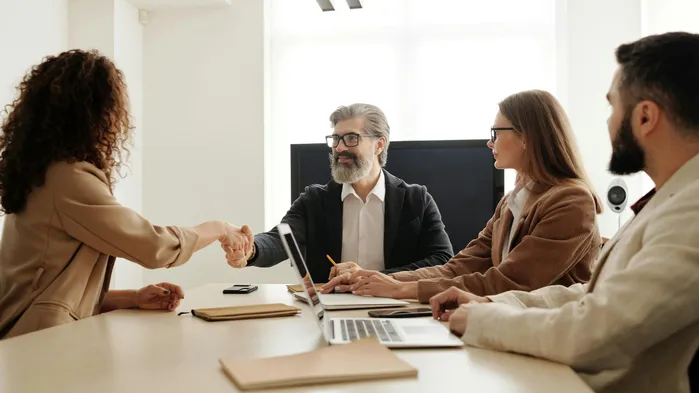 Обмен персональными данными при найме: что (не) передавать подрядчикам и как фиксировать согласия