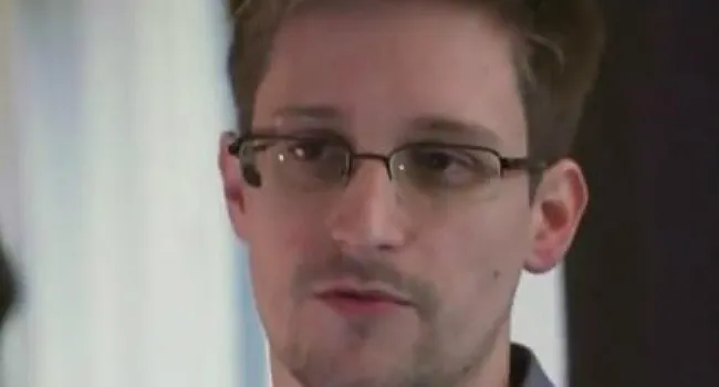 Эдвард Сноуден, экс-сотрудник АНБ США