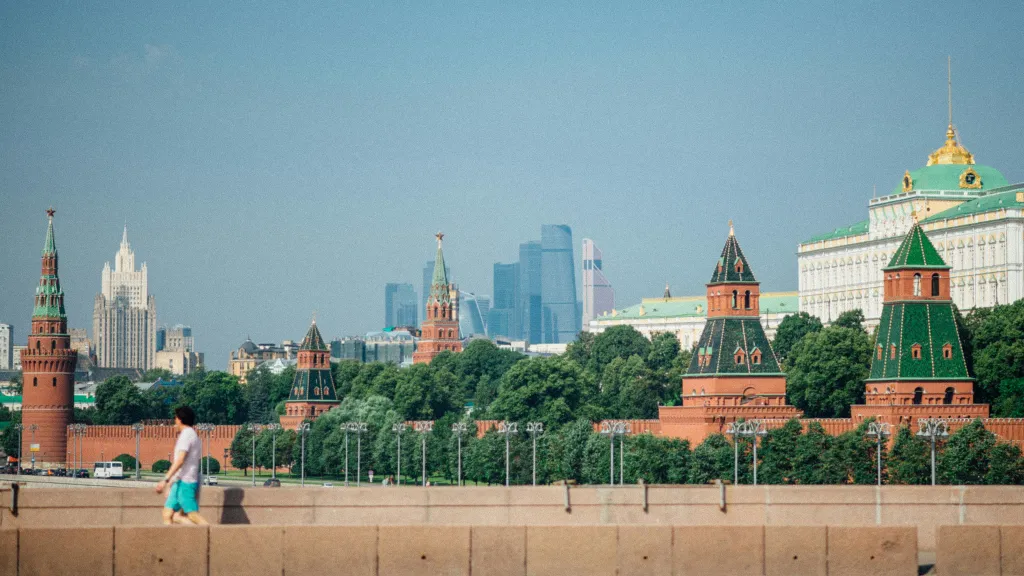 Где купить USDT в Москве