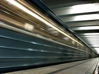 Отказ тормозов у поезда метро - мелкая неисправность