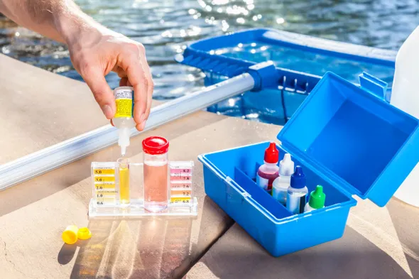 Дезинфекция бассейна: химические средства для очистки воды