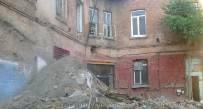 Разобраться с коммунальщиками