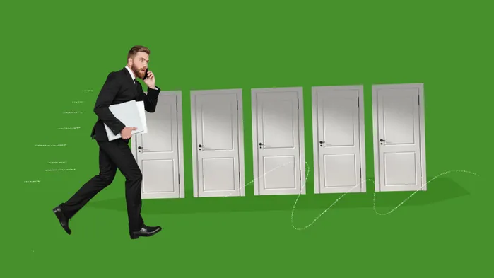 Сотрудник совмещает работу в подразделении и обособленной организации: как уплачивать НДФЛ