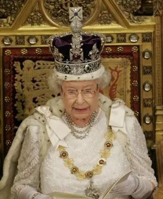Королева обходится британцам всё дороже
