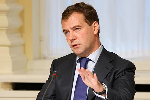 На фото президент РФ Дмитрий Медведев (с) пресс-служба администрации президента