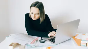 Топ-5 ошибок в ЕФС-1 в 2025 году: штрафы, как исправить