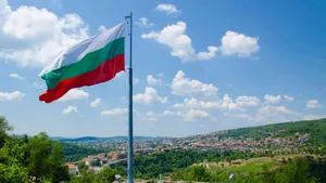 Сколько стоит жизнь в Болгарии: аренда, цены и налоги для мигрантов в 2025-2026