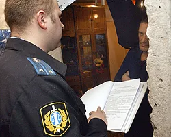 Приставы завалят должников sms