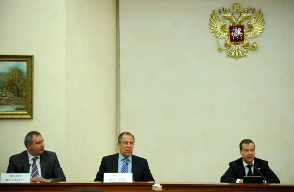 Дмитрий Рогозин (крайний слева). Фото Михаила Мордасова, ИА «Клерк.Ру» 
